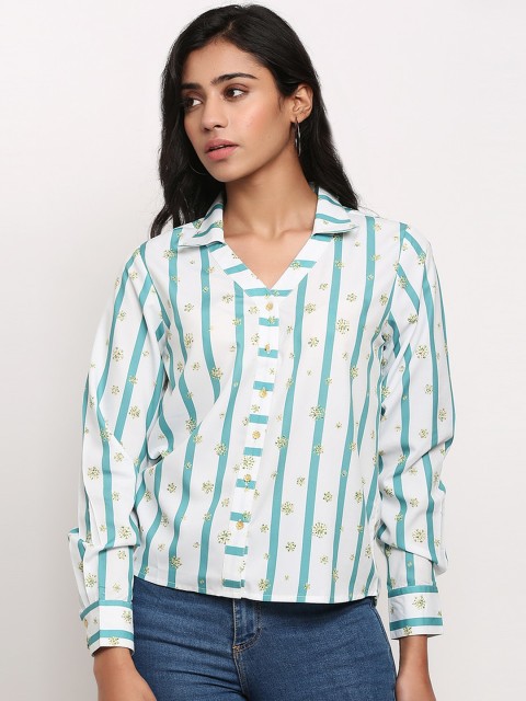 

Slenor Women White & Blue Regular Fit Printed Casual Shirt