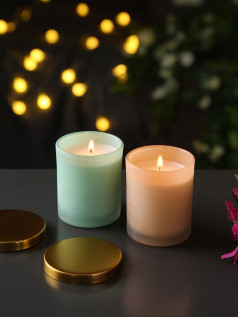 

Amoliconcepts Set Of 2 Red Apple & Fruit Cocktail Scented Sustainable Candles With Frosted Glass Jars, Peach