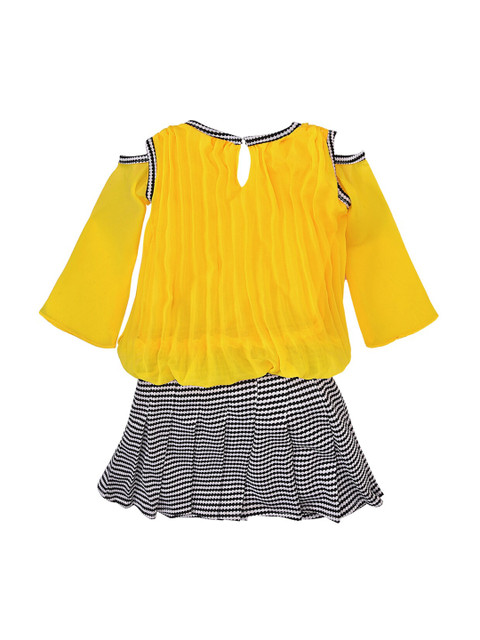

Wish Karo Girls Yellow & Black Solid Top with Skirt With Sling Bag