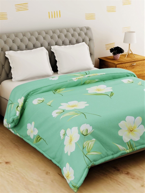 

Salona Bichona Green & White Floral AC Room 120 GSM Double Bed Comforter
