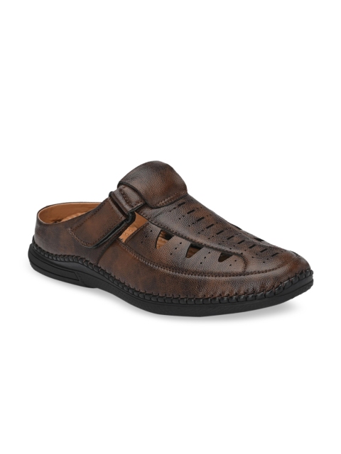 

mr.wonker Men Brown Deziner Comfort Sandals