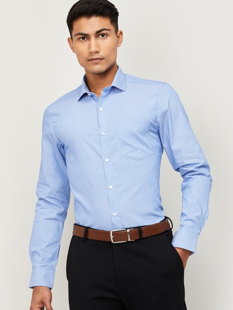 

CODE by Lifestyle Men Blue & White Slim Fit Printed Formal Shirt