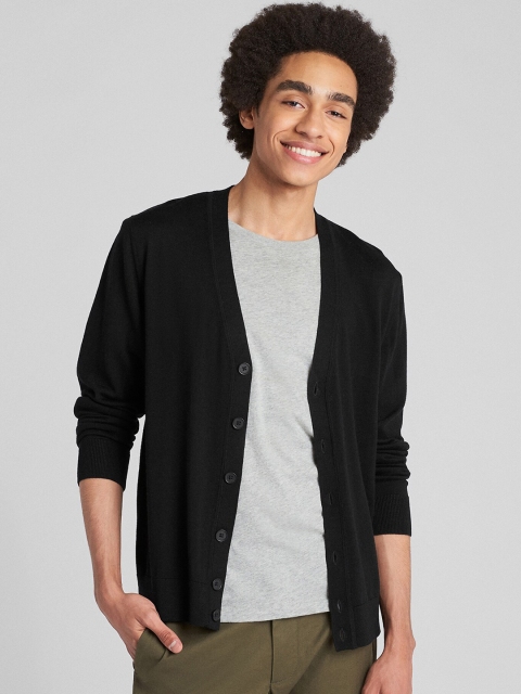 

GAP Men Black Solid Cardigan Sweater