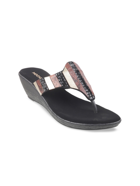 

Mochi Women Black & Mauve Textured Heels