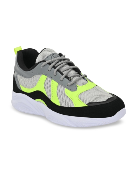 

mr.wonker Men Grey Running Shoes