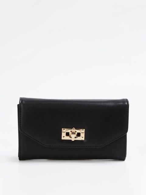 

Ginger by Lifestyle Women Black Solid Envelope