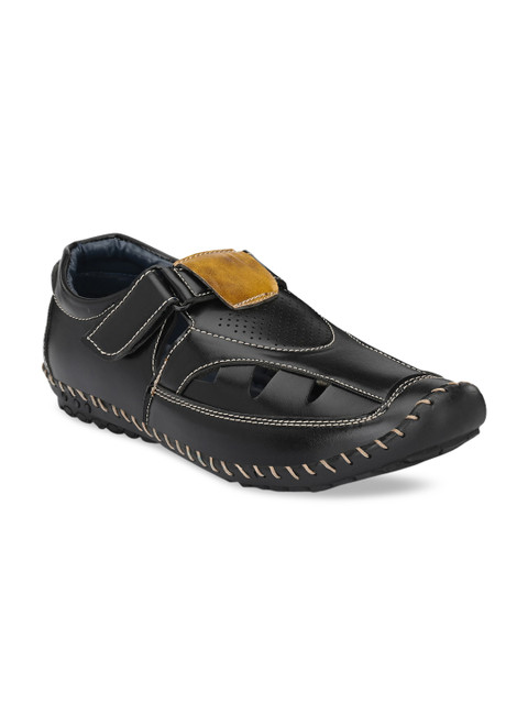 

Azzaro Black Men Black Solid Shoe-Style Sandals