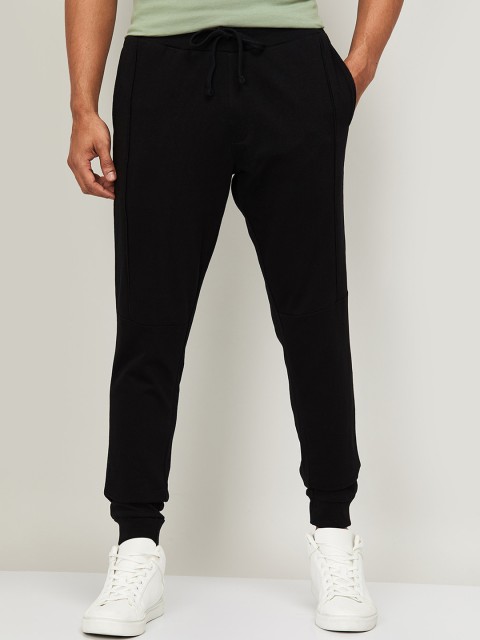 

Fame Forever by Lifestyle Men Black Solid Slim-Fit Joggers