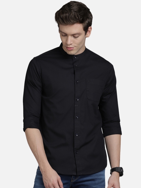 

TED HARBOR Men Black Slim Fit Solid Casual Shirt