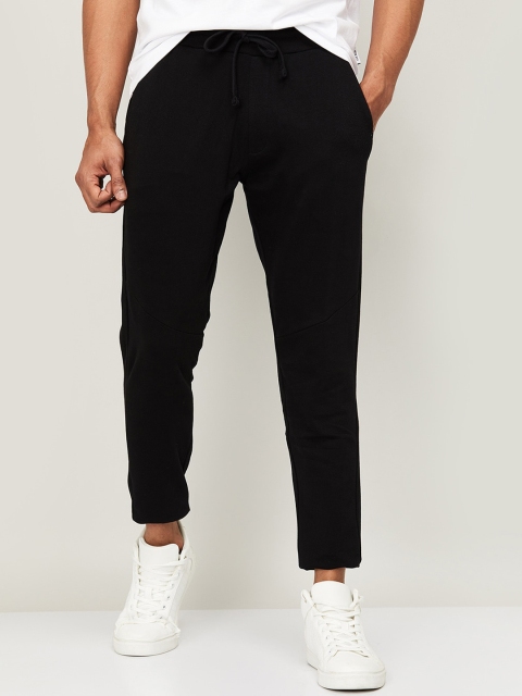 

Fame Forever by Lifestyle Men Black Solid Slim-Fit Track Pants