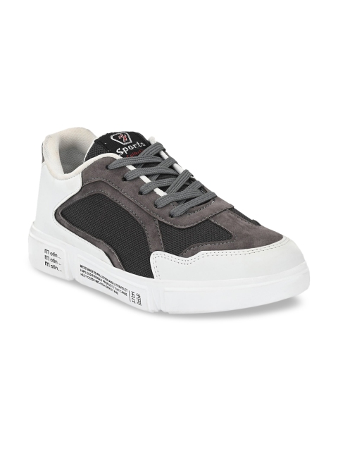 

mr.wonker Men White & Grey Running Shoes