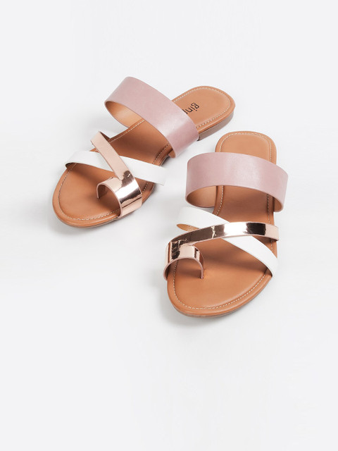 

Ginger by Lifestyle Women Pink Colourblocked PU One Toe Flats