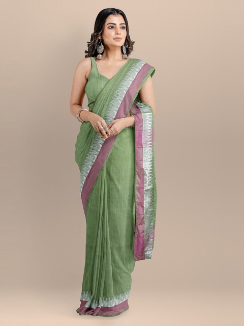 

BharatSthali Green Silk Cotton Solid Handloom Maheshwari Saree