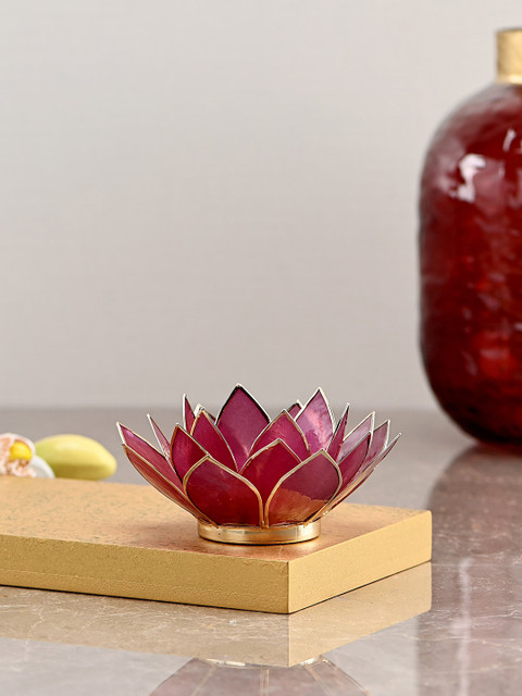 

Pure Home and Living Purple & Gold-Toned 21 Petals Lotus-Shaped Tea Light Holder