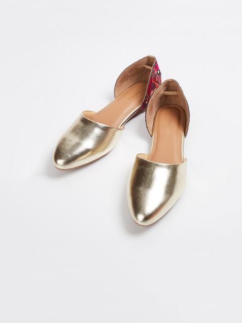 

Melange by Lifestyle Women Gold-Toned Printed PU Ballerinas