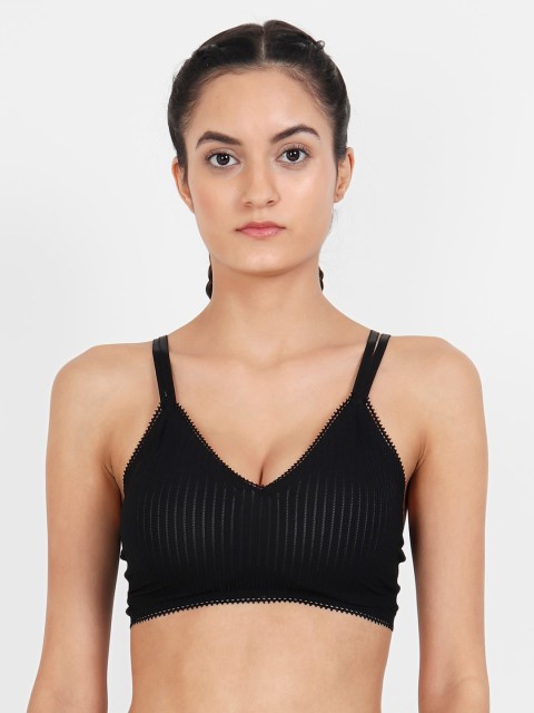 

Golden Girl Black Solid Non-Wired Removable Padding Workout Bra 5656