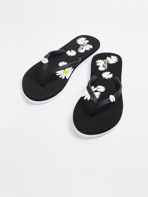 

Ginger by Lifestyle Women Black & White Printed Thong Flip-Flops