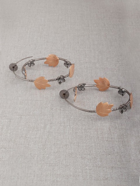 

Alamod Rhodium-Plated Grey Contemporary Hoop Earrings