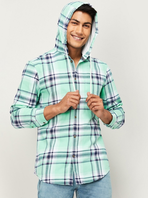 

UCLA Men Turquoise Blue Slim Fit Checked Casual Shirt