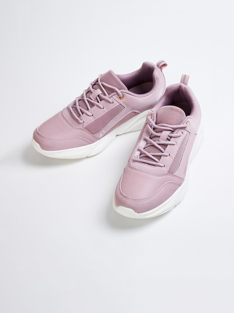 

Ginger by Lifestyle Women Purple Sneakers