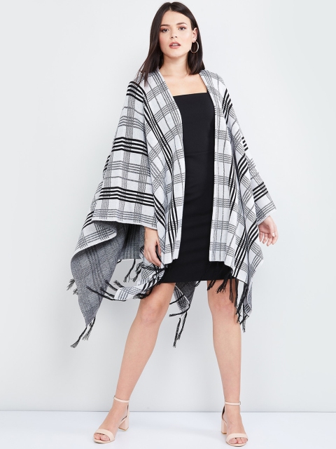 

max Women White Checked Poncho Sweater