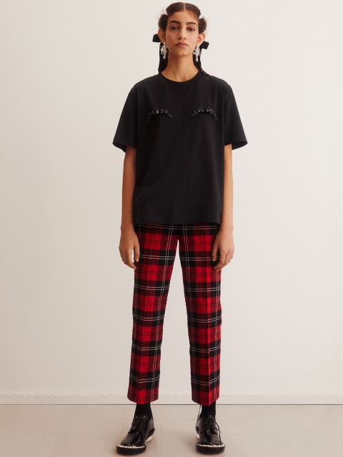 

H&M Women Black Appliqud T-shirt