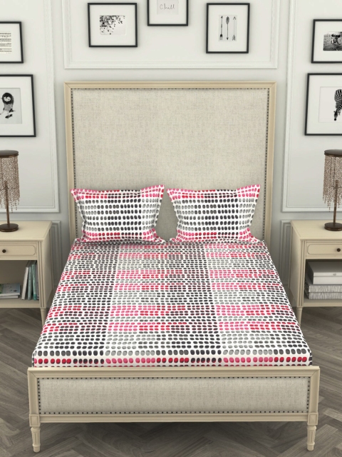 

BIANCA White & Black Geometric 110 TC Cotton 1 King Bedsheet with 2 Pillow Covers