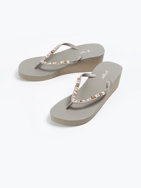 

Ginger by Lifestyle Women Grey Embellished Sandals