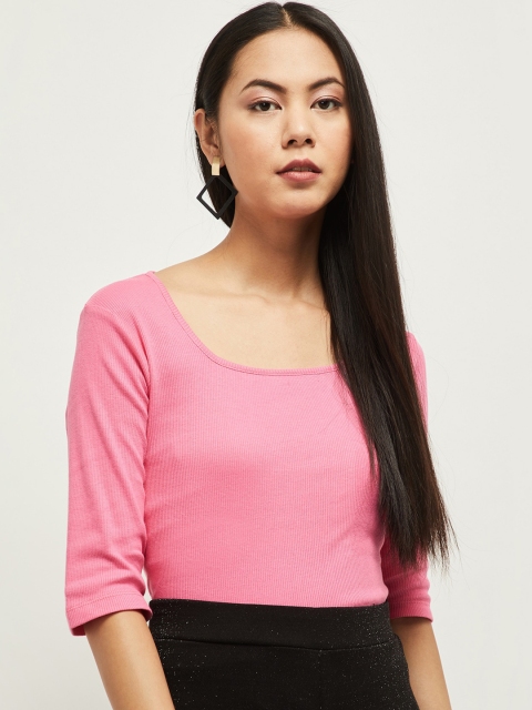 

max Women Pink Solid Scoop Neck T-shirt