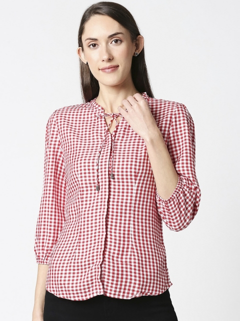 

Kraus Jeans Red Checked Tie-Up Neck Top