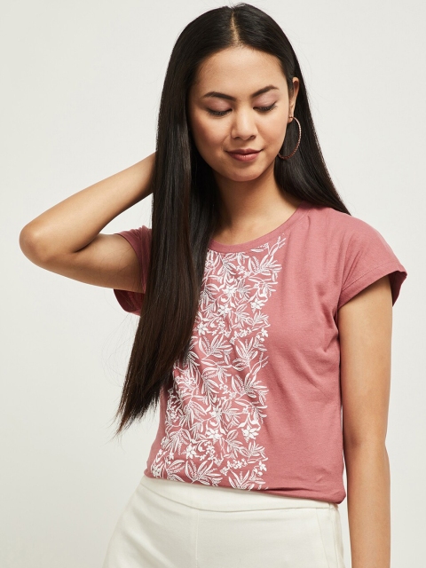 

max Women Pink Printed Round Neck T-shirt