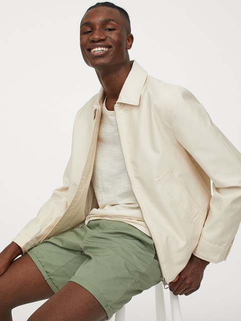 

H&M Men Green Solid Cotton Shorts Slim Fit