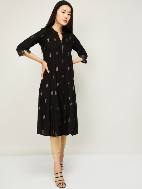 

Melange by Lifestyle Women Black Paisley Printed Kurta