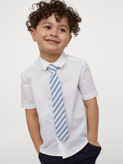 

H&M Boys White & Blue Solid Shirt And Tie