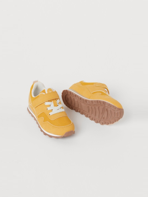 

H&M Boys Yellow Trainers