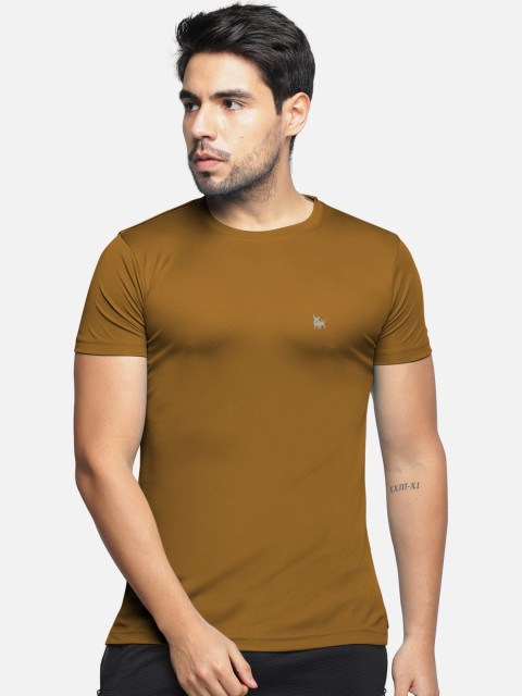 

BULLMER Men Mustard Solid Round Neck T-shirt