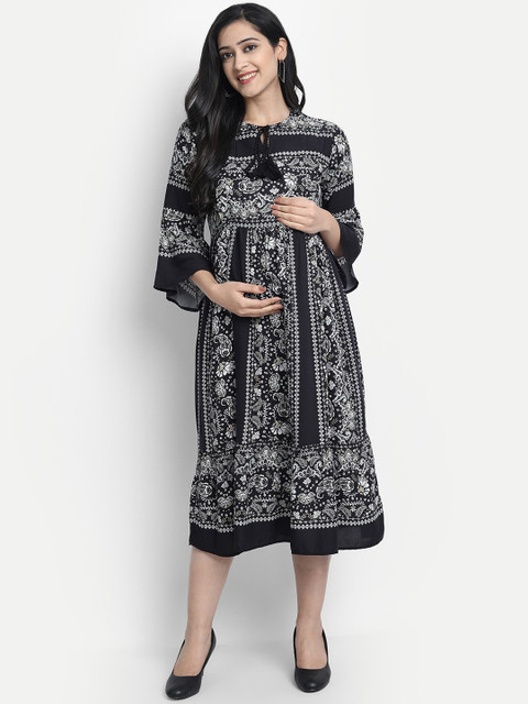 

Aaruvi Ruchi Verma Women Black Printed Fit and Flare Maternity Dress