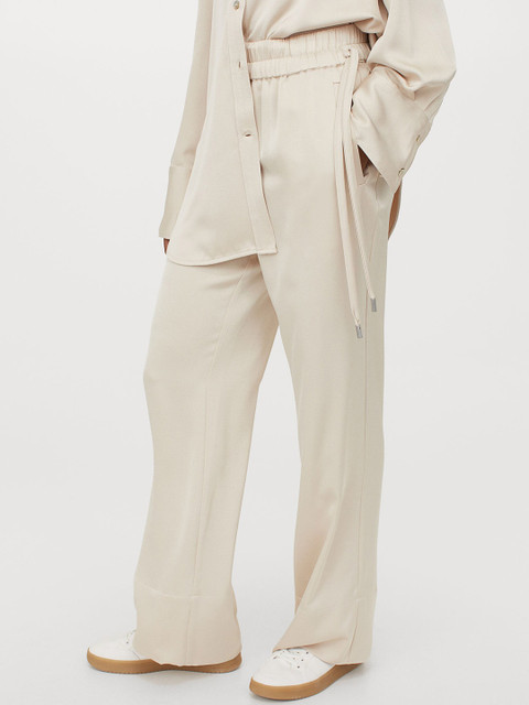 

H&M Women Beige Wide pull-on Sustainable Trousers