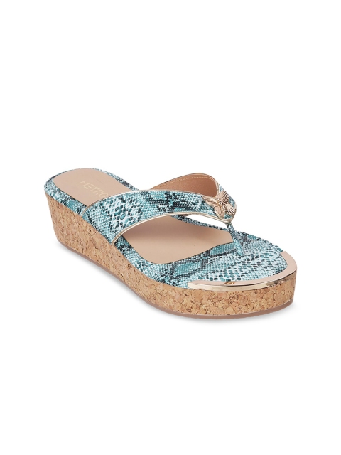 

Metro Women Blue Printed Sandals