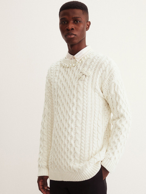 

H&M Men White Self Design Cable Knit Cotton Jumper