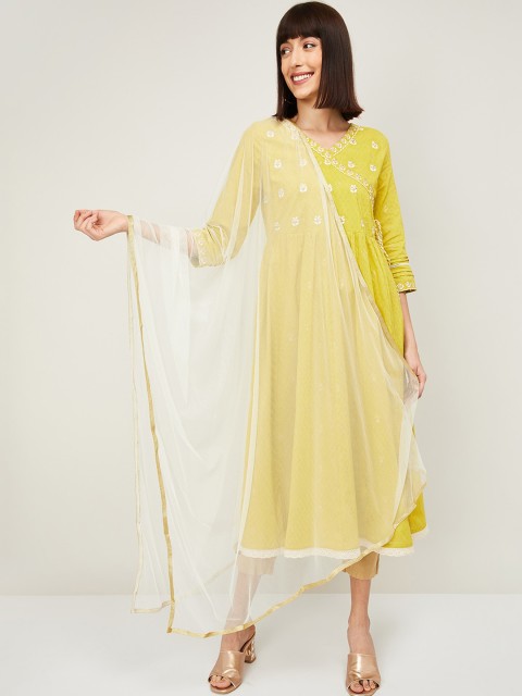 

Melange by Lifestyle Off-White & Gold-Toned Solid Dupatta
