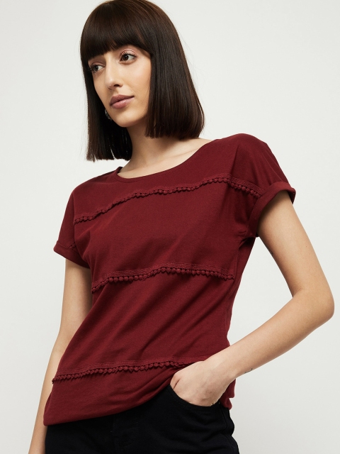 

max Women Maroon Solid Round Neck Cotton Pure Cotton T-shirt
