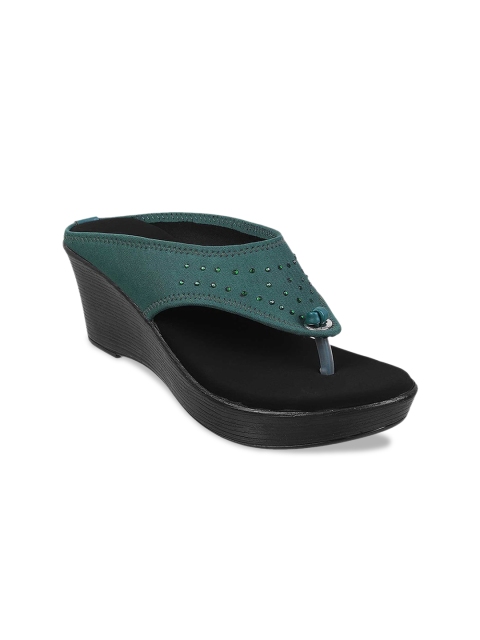 

Metro Women Green Embellished Wedges