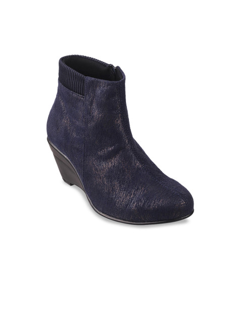

Metro Women Blue Solid Heeled Boots