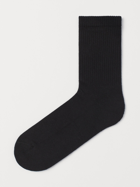 

H&M Men Black Solid Sustainable Socks