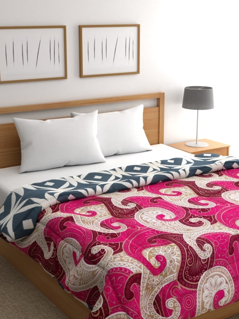 

Raymond Home Magenta & Maroon Ethnic Motifs Mild Winter 110 GSM Double Bed Quilt