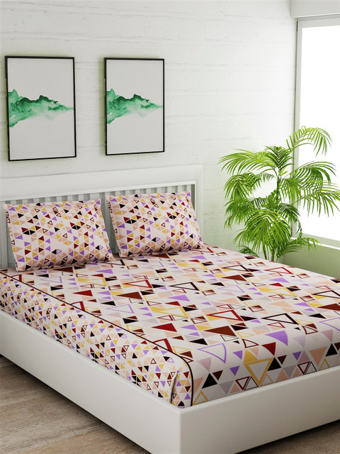 

Salona Bichona Peach-Coloured & Lavender Geometric 144 TC Cotton 1 King Bedsheet with 2 Pillow Covers