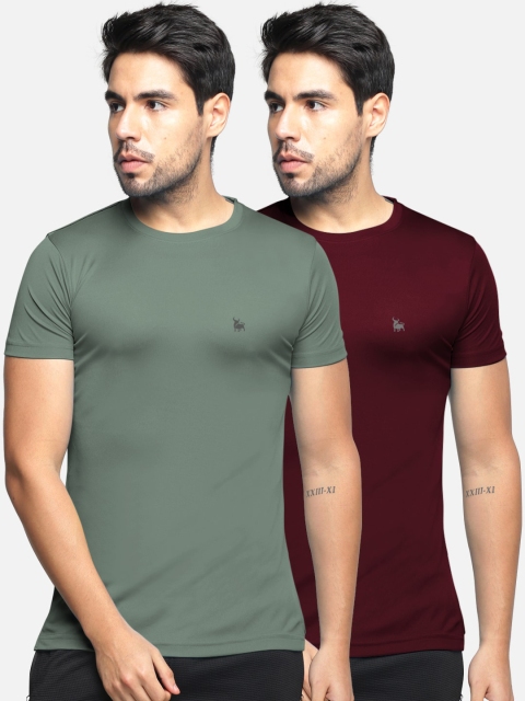 

BULLMER Men Burgundy Solid Round Neck T-shirt