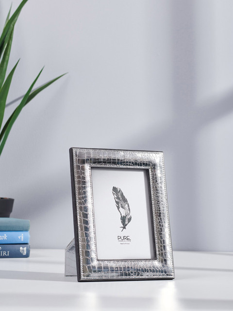 

Pure Home and Living Silver-Toned Croco Textured Tabletop Photo Frame