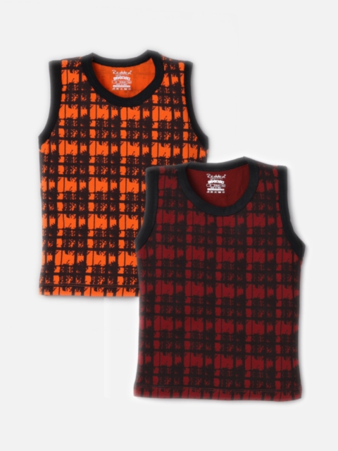 

Redden Boys Maroon Checked V-Neck T-shirt